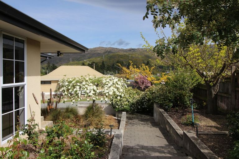 Photo of property in 68 Newcastle Street, Clyde, 9330