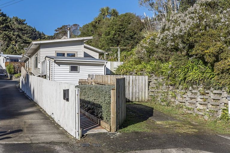 Photo of property in 21a Mahoe Street, Tawa, Wellington, 5028