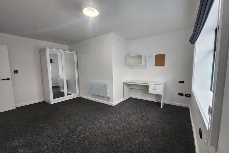 Photo of property in Te Awhina Apartments, 22u7 Sussex Street, Mount Cook, Wellington, 6021
