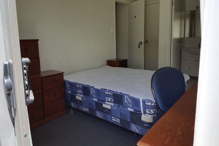 Photo of property in 8c Schnapper Rock Road, Schnapper Rock, Auckland, 0632
