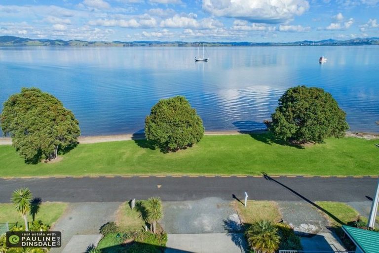 Photo of property in 10 Waikaraka Beach Road, Tamaterau, Whangarei, 0174
