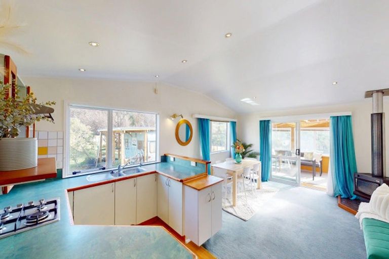 Photo of property in 2 Barclay Grove, Hokio Beach, Levin, 5571