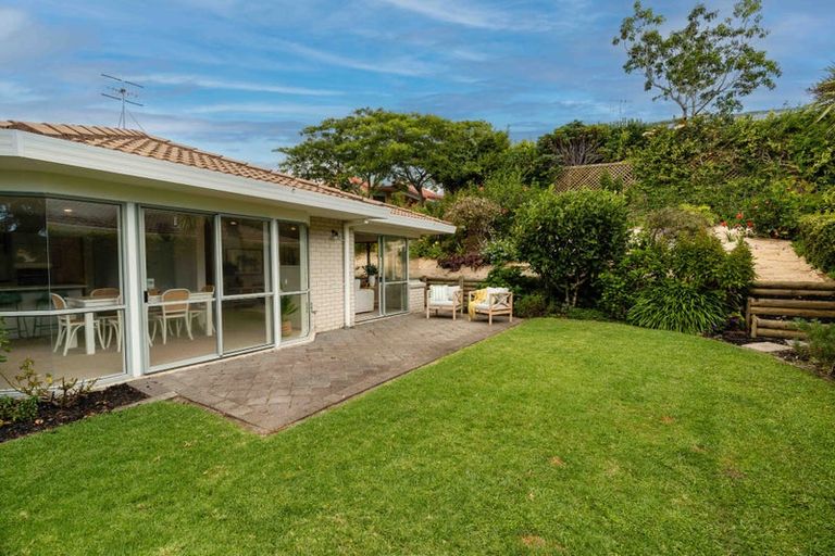 Photo of property in 10 Laburnum Glen, Mount Maunganui, 3116