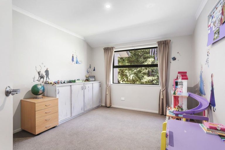 Photo of property in 9 Buttercup Place, Waimauku, 0812