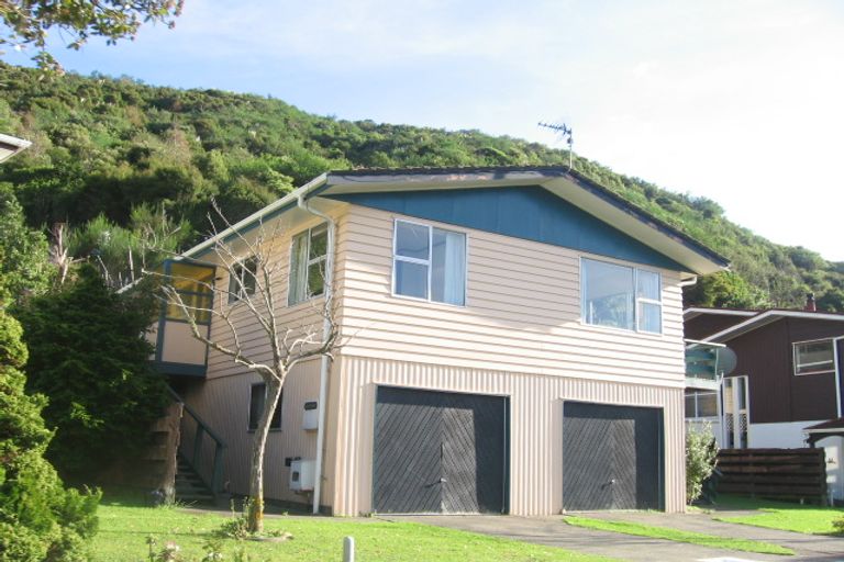 Photo of property in 72 Spinnaker Drive, Whitby, Porirua, 5024
