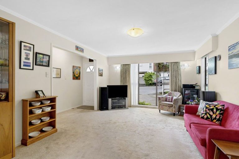 Photo of property in 19 Tapiri Street, Hataitai, Wellington, 6021