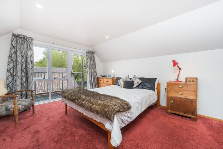 Photo of property in 32 Pioneer Highway, Awapuni, Palmerston North, 4412