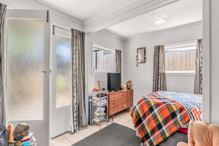 Photo of property in 1/130 Pukehina Parade, Pukehina, 3189
