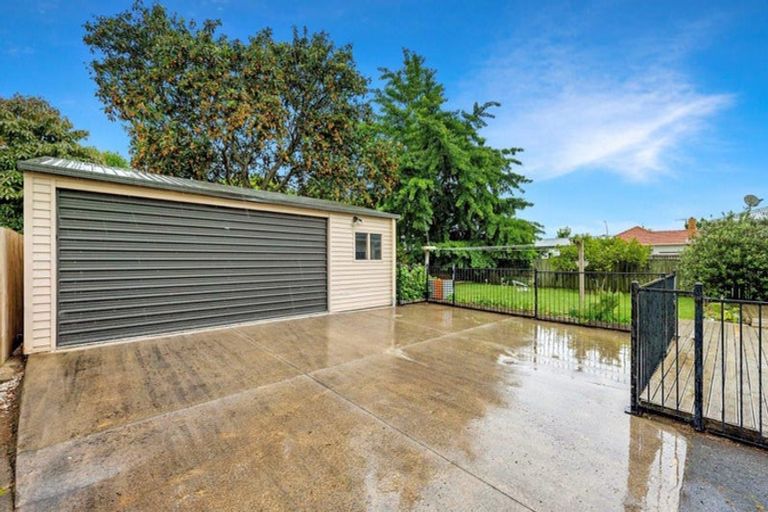 Photo of property in 6 Marire Avenue, Frankton, Hamilton, 3204