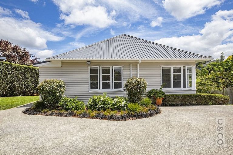 Photo of property in 5 Norglen Lane, Riverhead, 0820