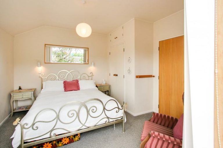 Photo of property in 62 Churchill Drive, Taradale, Napier, 4112