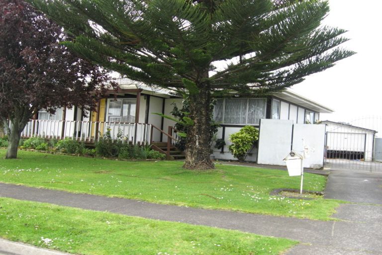 Photo of property in 4 Tacon Place, Mangere, Auckland, 2022