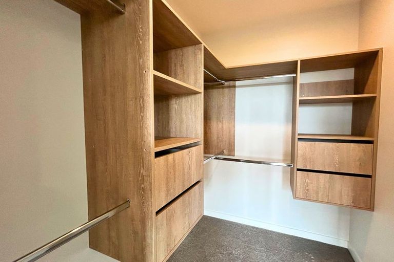 Photo of property in 2c Derrett Place, Mangere Bridge, Auckland, 2022