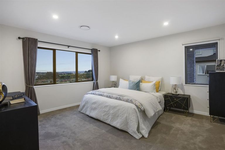 Photo of property in 87 Fairview Avenue, Fairview Heights, Auckland, 0632