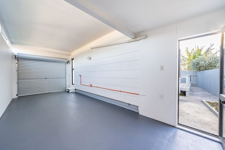 Photo of property in 2/1006 High Street, Avalon, Lower Hutt, 5011