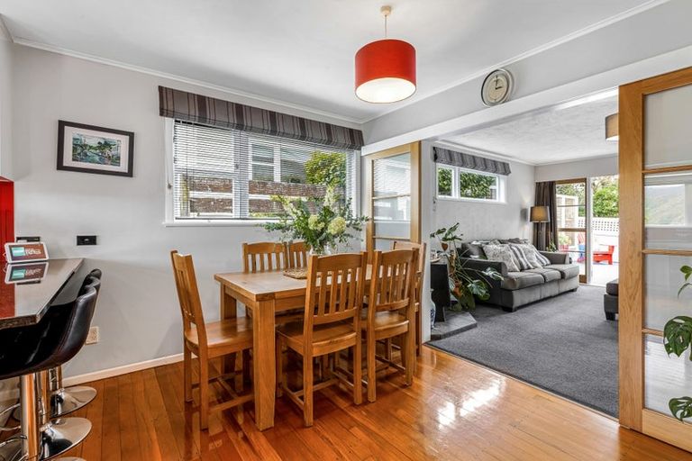 Photo of property in 11 Caribou Place, Kingston, Wellington, 6021