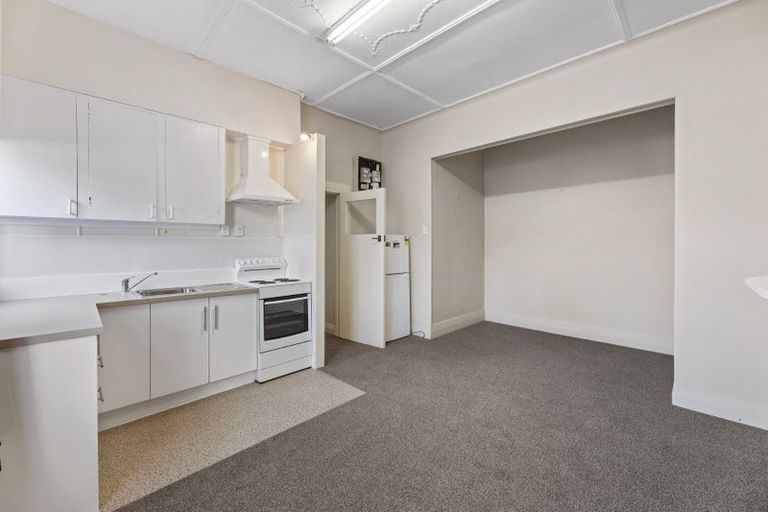 Photo of property in 240 South Road, Caversham, Dunedin, 9012