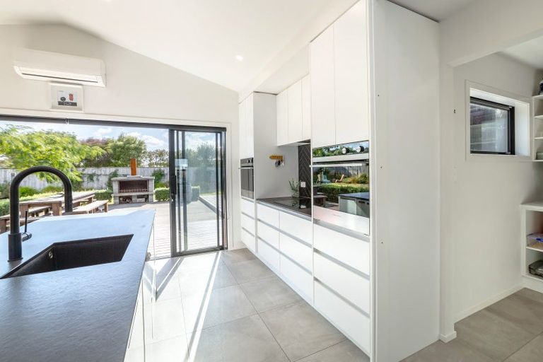 Photo of property in 16 Fantail Avenue, Carterton, 5713