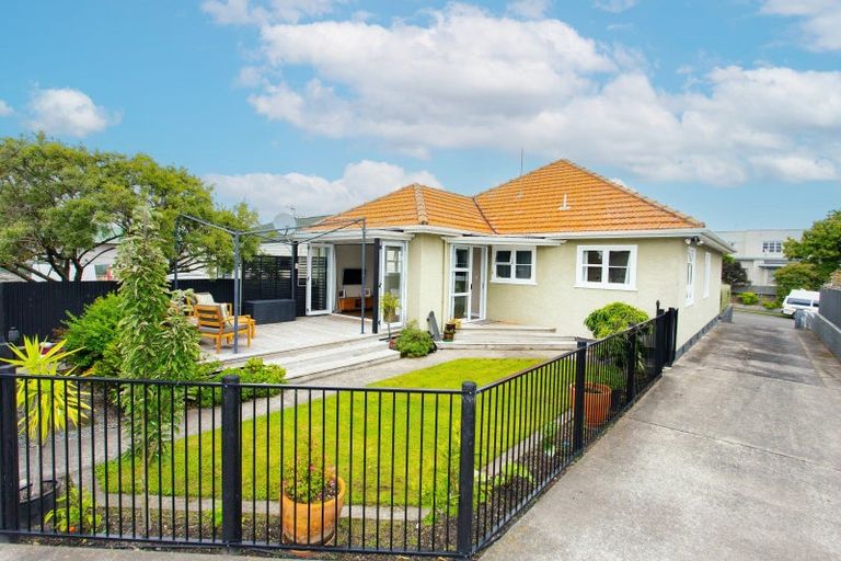 Photo of property in 1 Jellicoe Street, Whanganui East, Whanganui, 4500