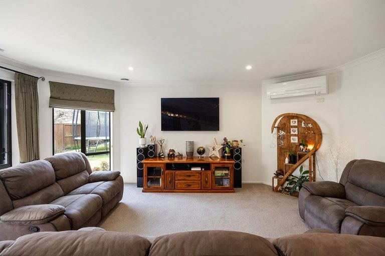 Photo of property in 11 Soma Place, Cambridge, 3434