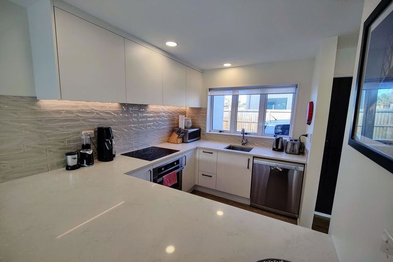 Photo of property in 2/419 Madras Street, St Albans, Christchurch, 8014