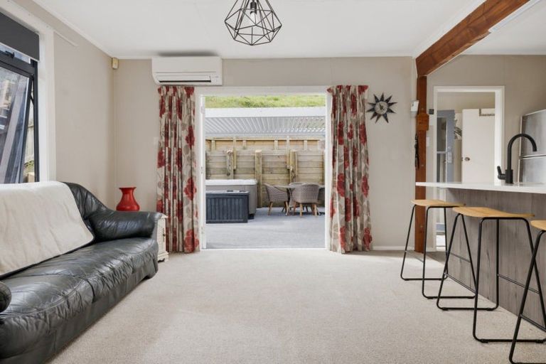 Photo of property in 16 Little Waihi Road, Maketu, 3189
