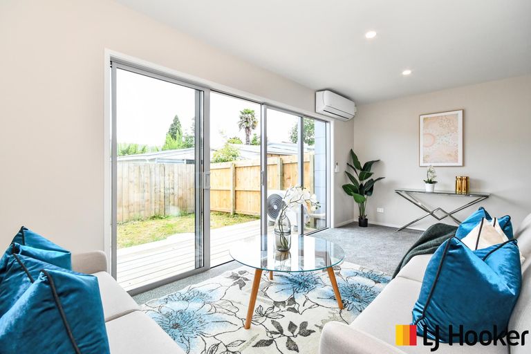 Photo of property in 8/70 Clevedon Road, Papakura, 2110