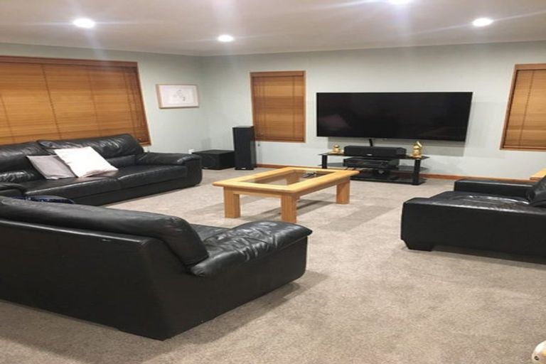 Photo of property in 33 Russell Robertson Drive, Havelock North, 4130