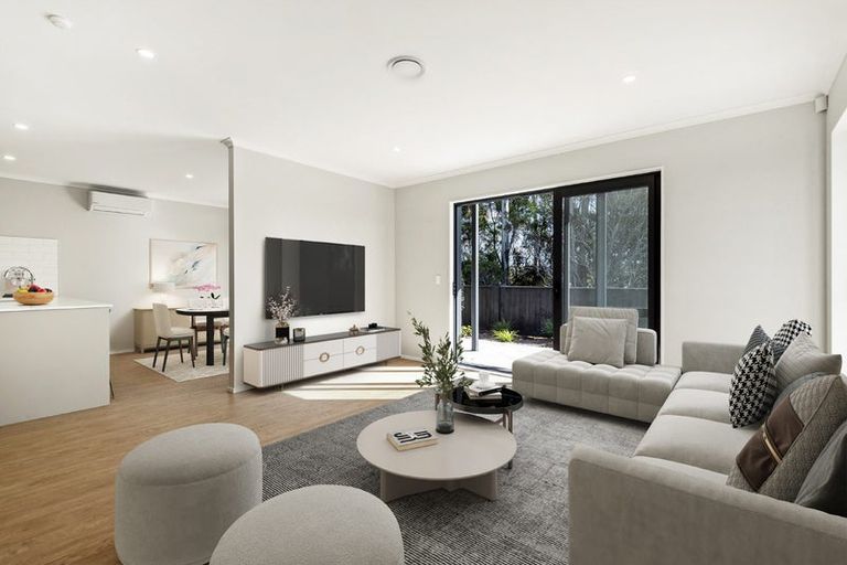 Photo of property in 3/7 Parapara Place, Albany, Auckland, 0632