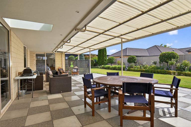 Photo of property in 10 Larch Crescent, Alexandra, 9320