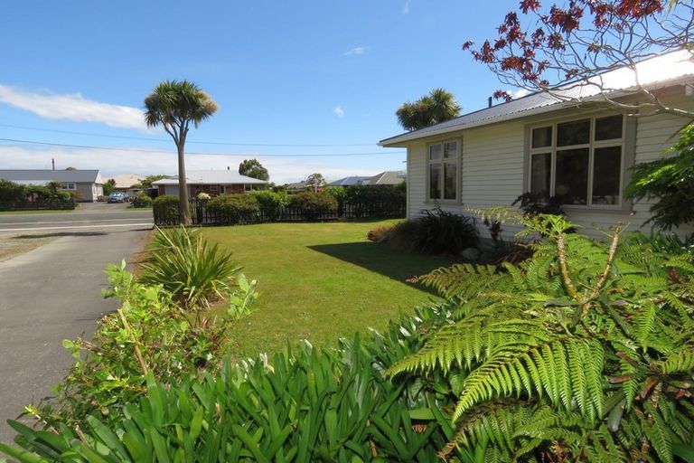 Photo of property in 32 Brougham Street, Westport, 7825