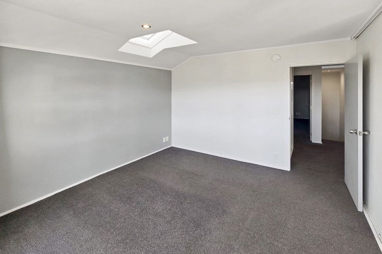 Photo of property in 4/8 Girton Terrace, Mount Cook, Wellington, 6021