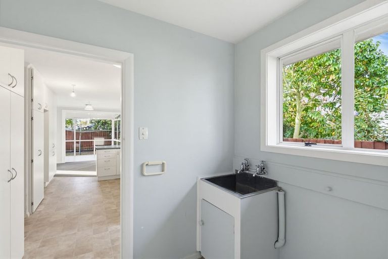 Photo of property in 10 Aztec Place, Redwood, Christchurch, 8051
