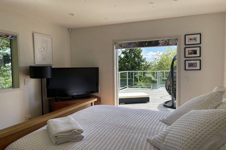 Photo of property in 29c South Lynn Road, Titirangi, Auckland, 0604