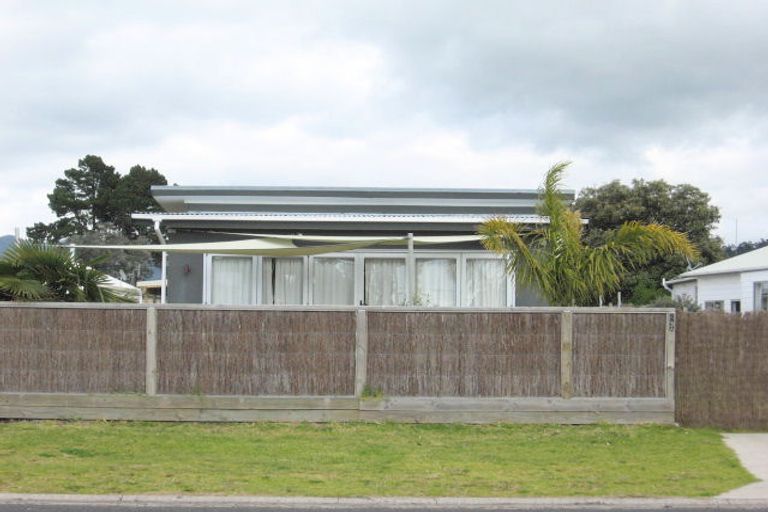Photo of property in 223a Ocean Road, Whangamata, 3620