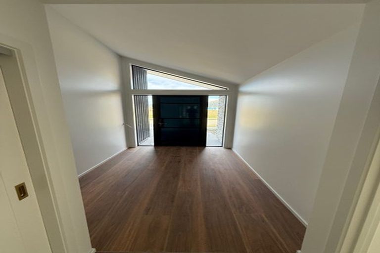 Photo of property in 31 Packer Road, Wanaka, 9382