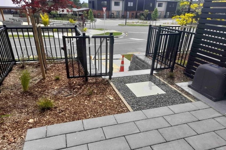 Photo of property in 55 Jabuka Street, Glen Eden, Auckland, 0602