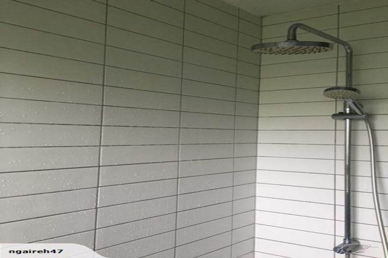 Photo of property in 22 Paramu Avenue, Birkdale, Auckland, 0626