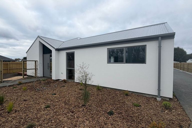Photo of property in 206a Racecourse Road, Sockburn, Christchurch, 8042