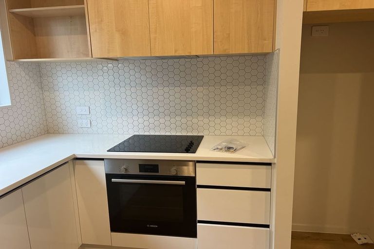 Photo of property in 5/1 Kaponga Crescent, New Lynn, Auckland, 0600