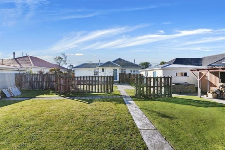 Photo of property in 15 Mavin Road, Hoon Hay, Christchurch, 8025