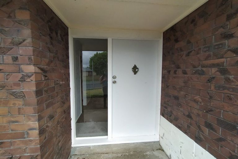 Photo of property in 82 Archmillen Avenue, Pakuranga Heights, Auckland, 2010