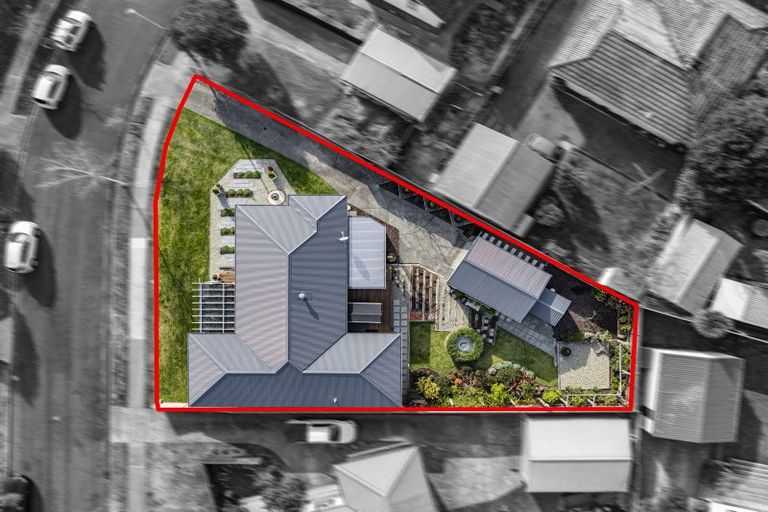 Photo of property in 3 James Cook Street, Havelock North, 4130