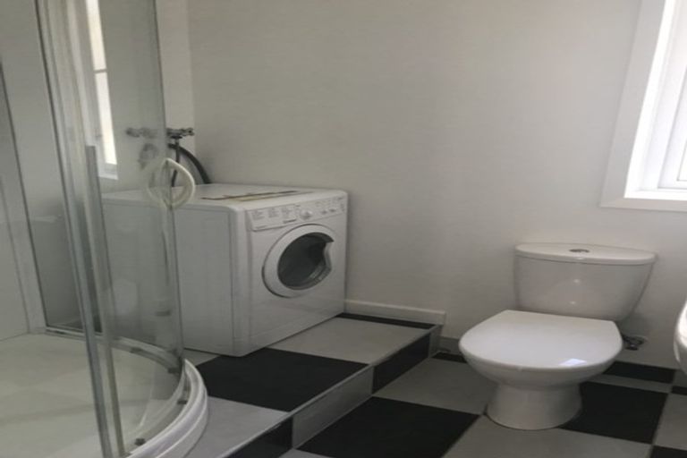 Photo of property in 34f5 Hawkestone Street, Thorndon, Wellington, 6011