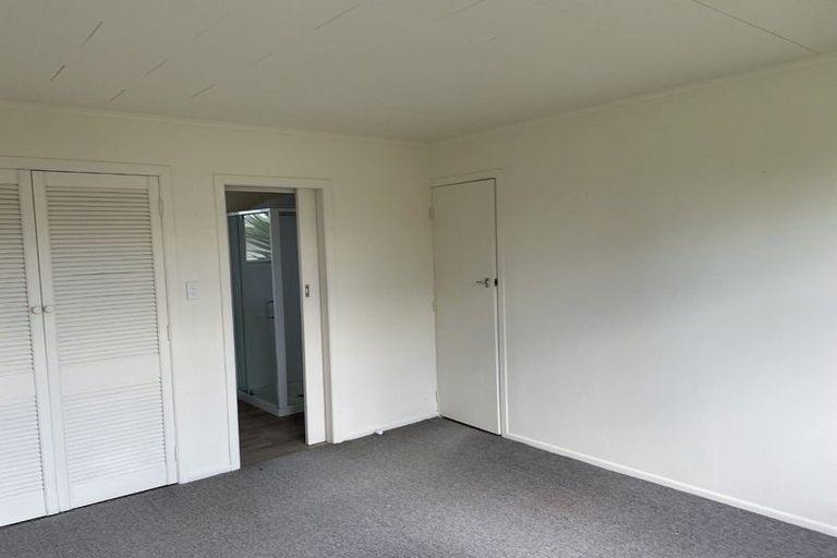 Photo of property in 52 Vardon Road, St Andrews, Hamilton, 3200