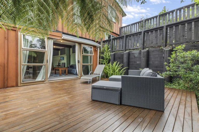 Photo of property in 65 Don Buck Road, Massey, Auckland, 0614