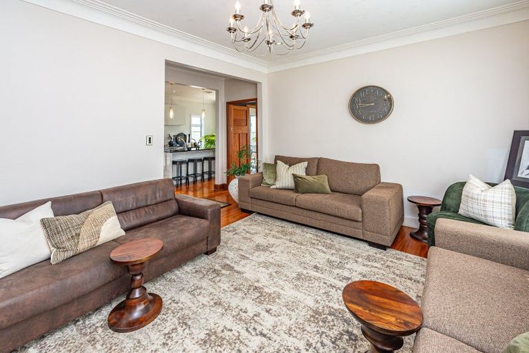 Photo of property in 19 Kent Road, Saint Johns Hill, Whanganui, 4501