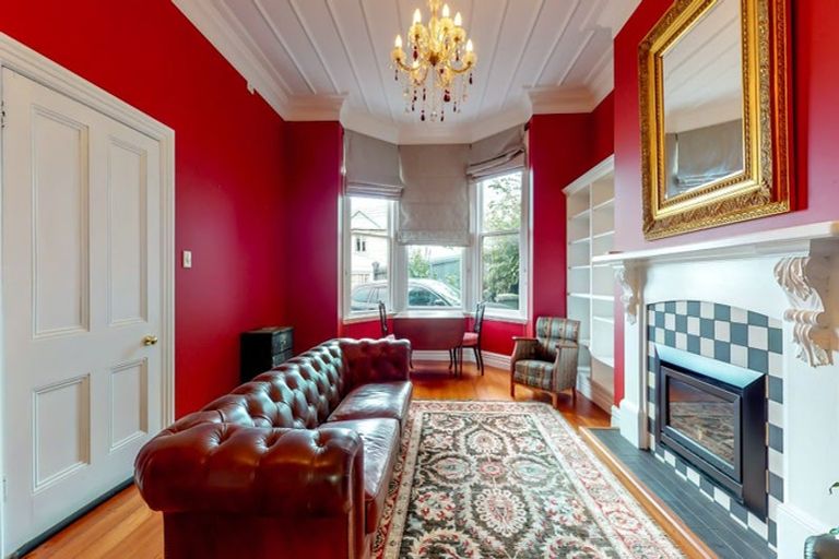 Photo of property in 16 Hall Street, Newtown, Wellington, 6021