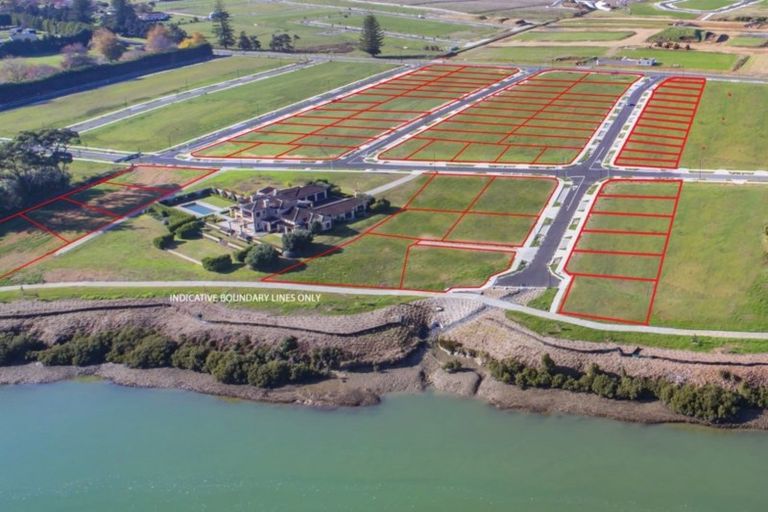 Photo of property in 35 Hayfield Way, Karaka, Papakura, 2113