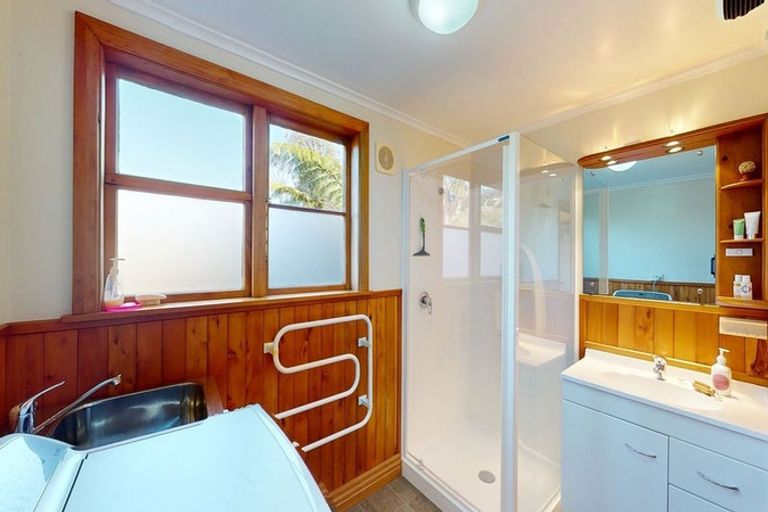 Photo of property in 1 Berkshire Avenue, Wilton, Wellington, 6012